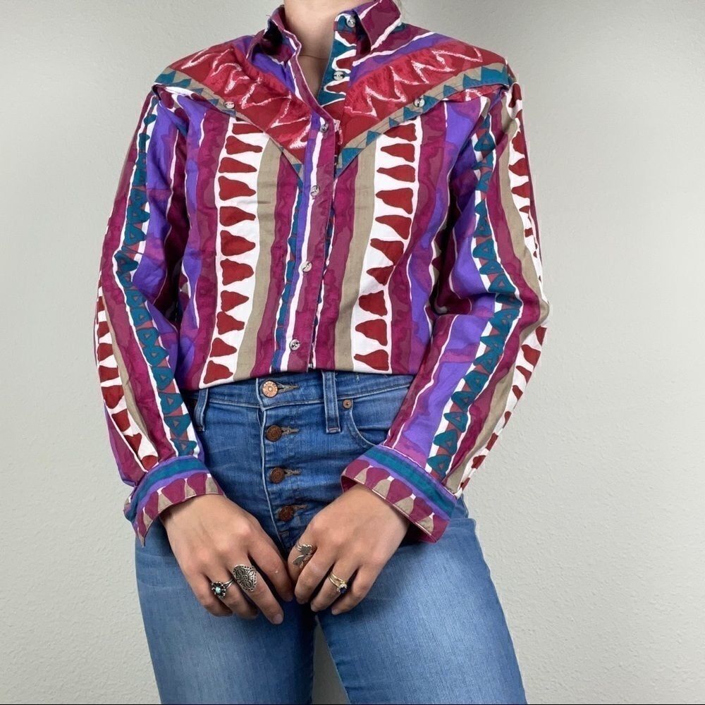 Vintage Aztec western button up - Picture 5 of 10
